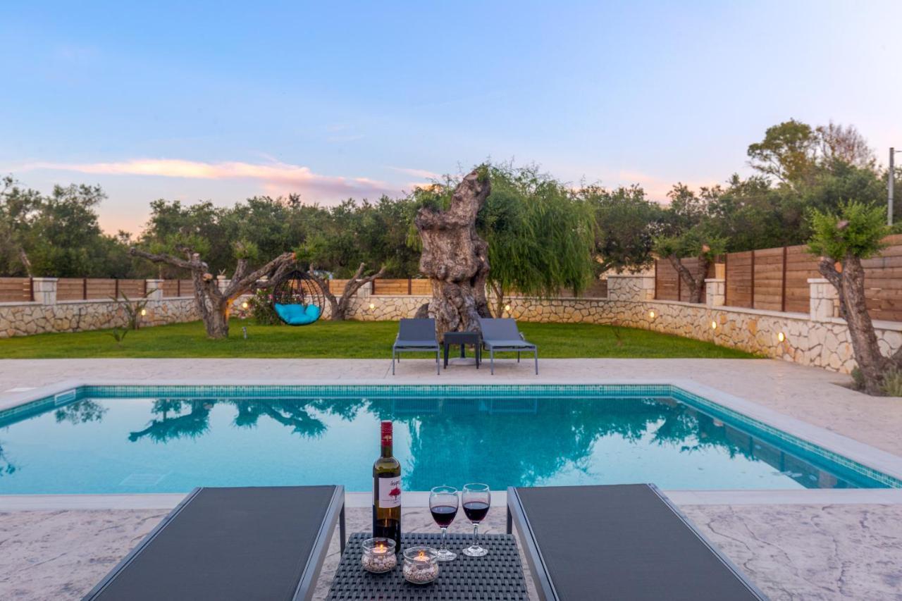 Tierra Olivo Villas Lithakia  ภายนอก รูปภาพ